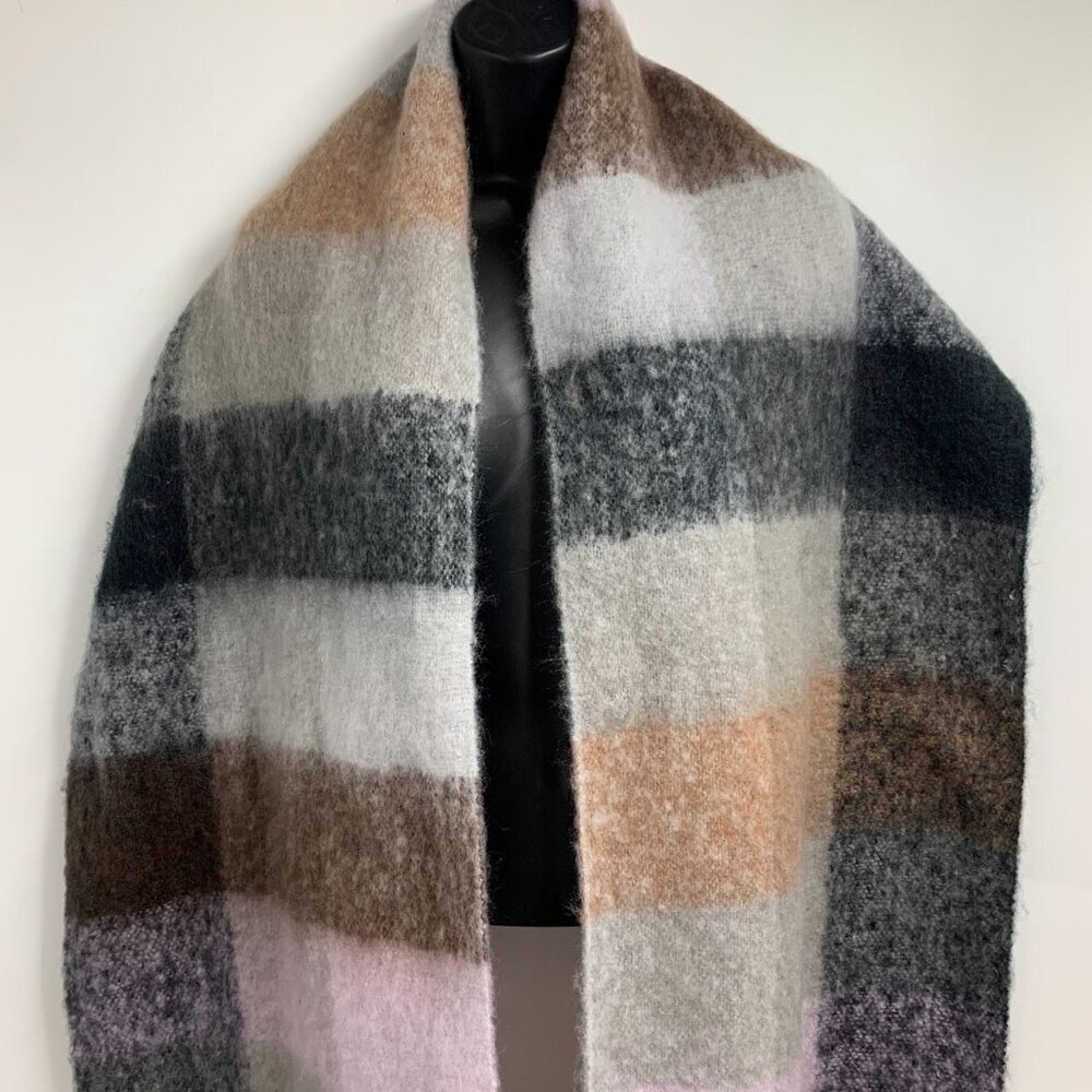On 34th Adult Convertible Plaid Soft Multi Form Scarf One Size NWT - Picture 4 of 14